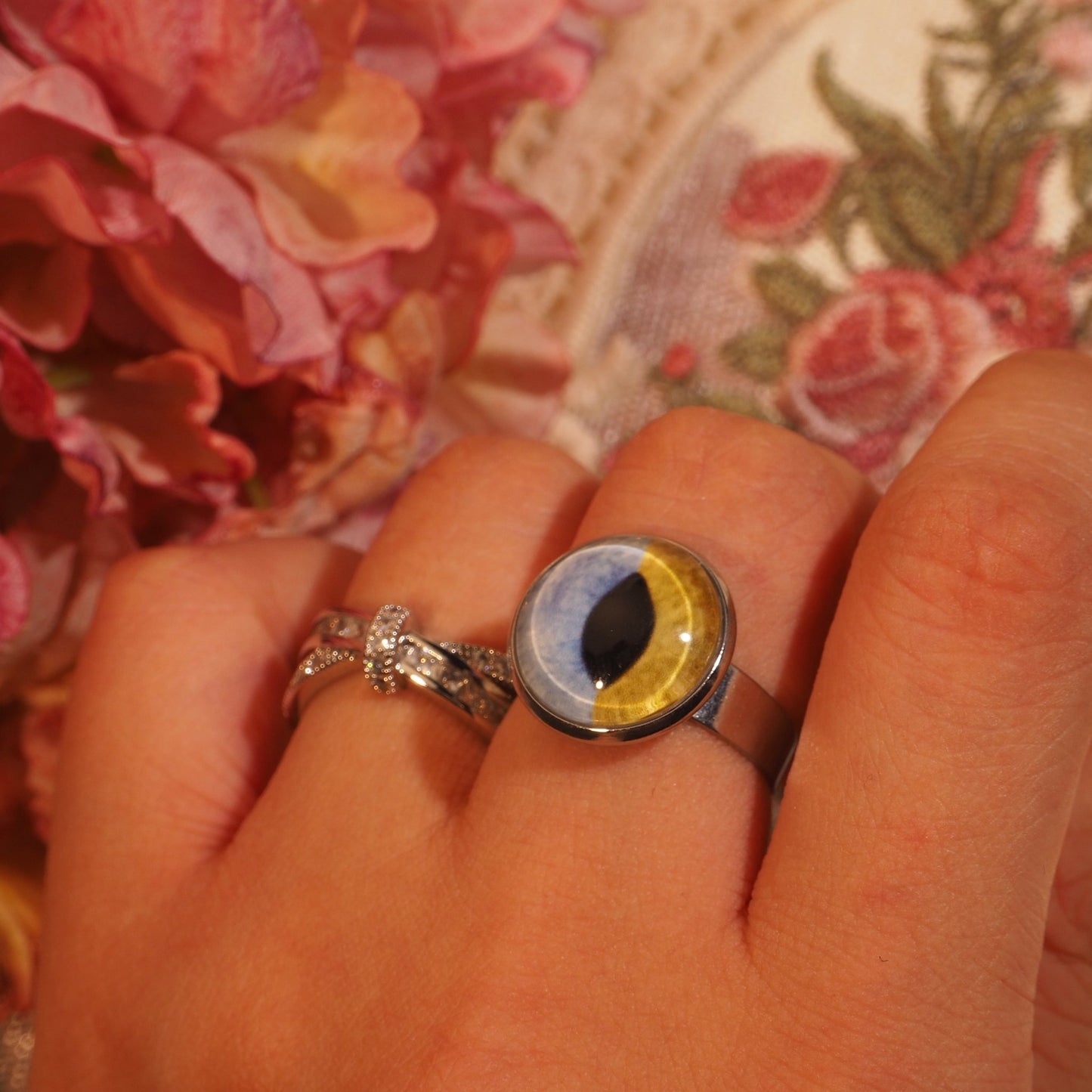 Pet Eye Adjustable Ring - Pet Stamp Store